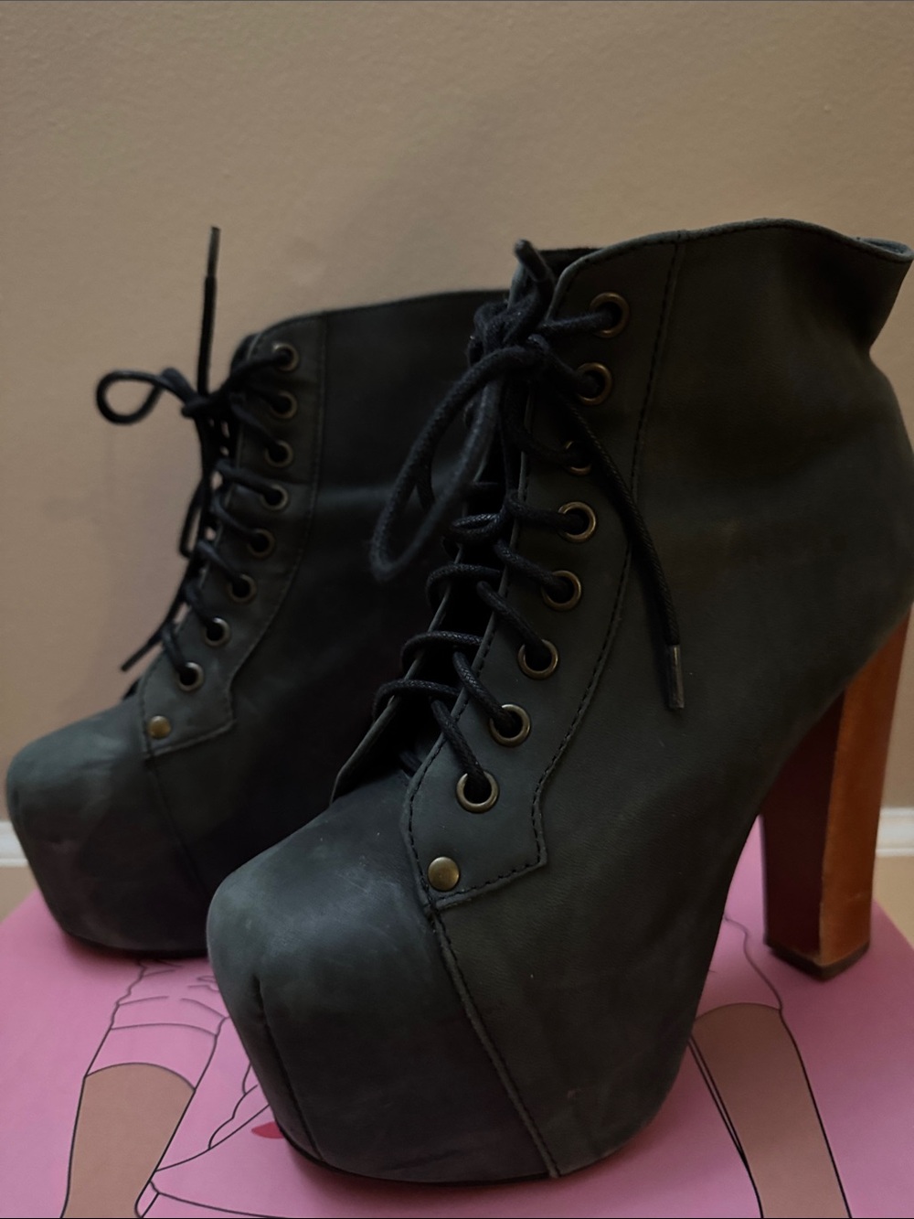 JEFFREY CAMPBELL LITA BOOTS. DISTRESSED BLACK, size 6